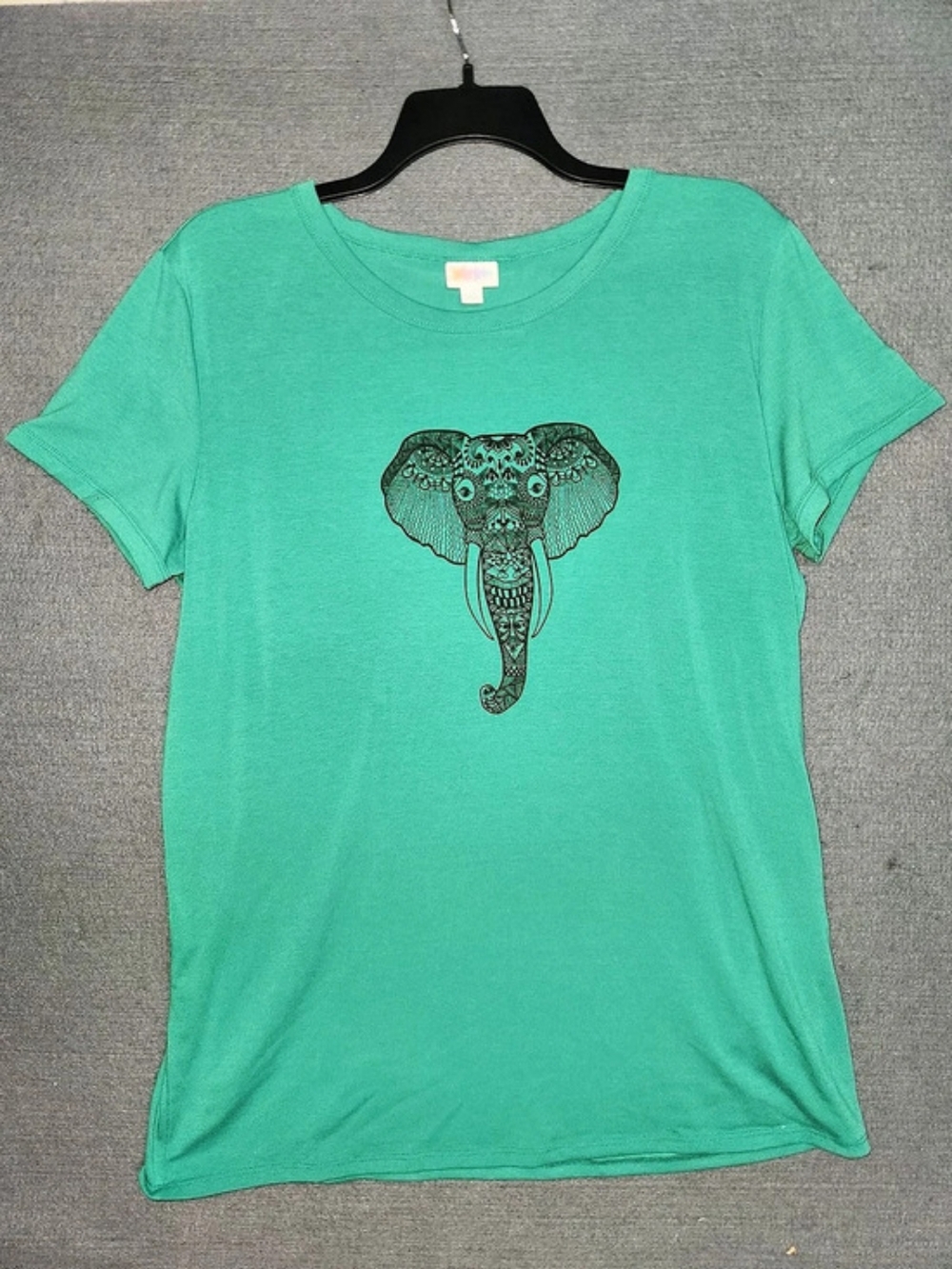 #477 LuLaRoe Classic T Elephant Graphic Tee Green 2XL